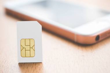 SIMなしiphone SIMなし」がiPhoneで表示される原因と直し方、新しい使い方