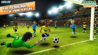 「Striker Soccer London: your goal is the gold」のスクリーンショット 2枚目
