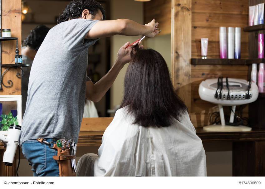 「美容院&ヘアサロン」での出会い