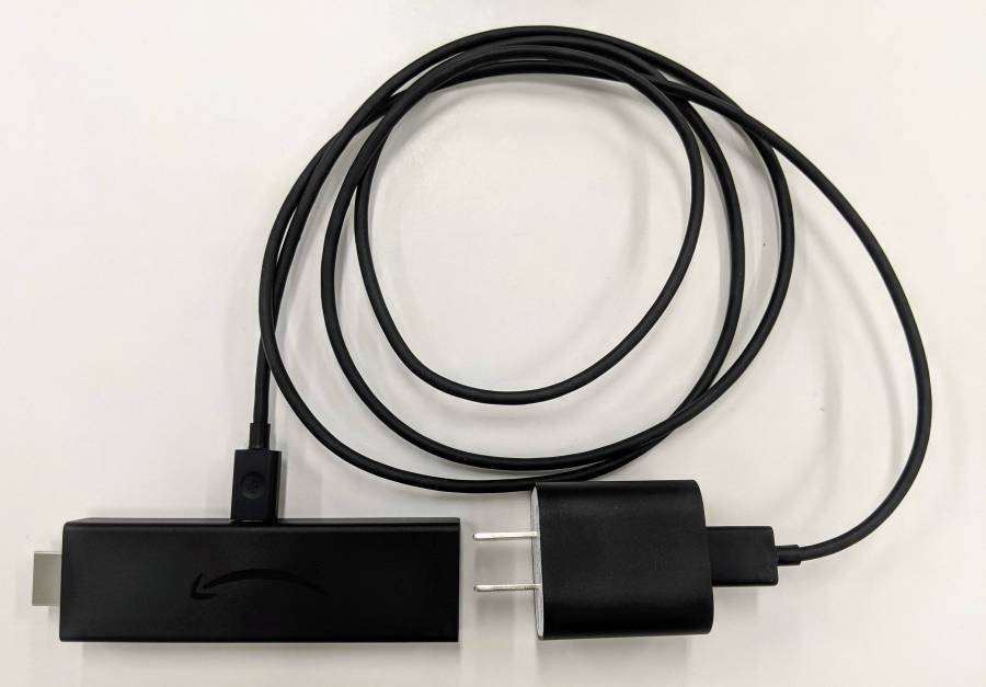 Fire TV Stick 本体に電源ケーブル･ACアダプターを接続