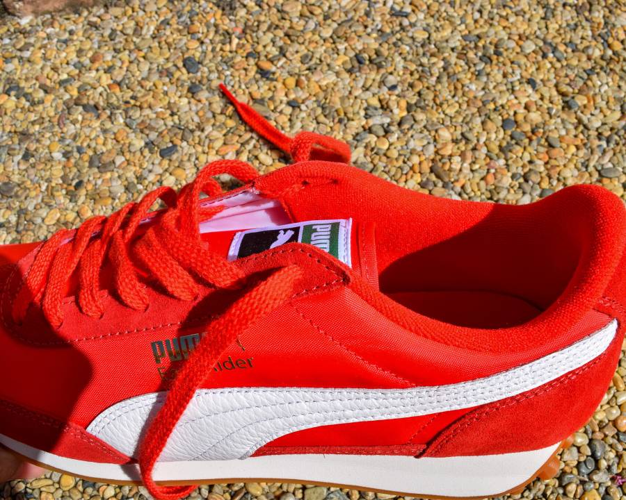 PUMAの「イージーライダー ヴィンテージ スニーカー」