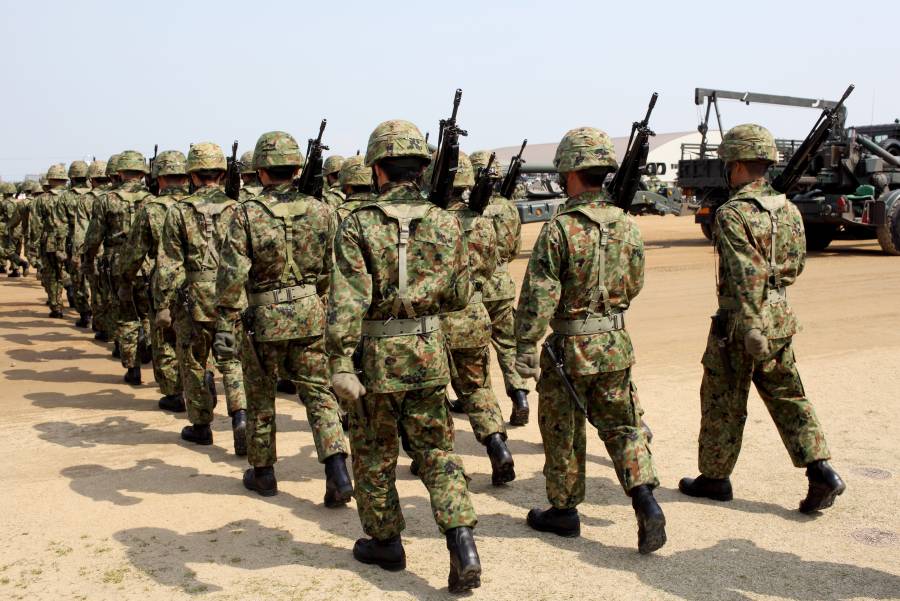 自衛隊