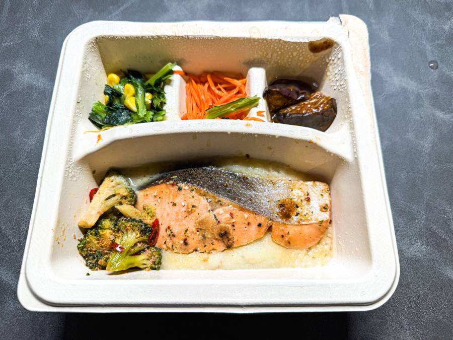 銀鮭のマッシュポテトアヒージョ