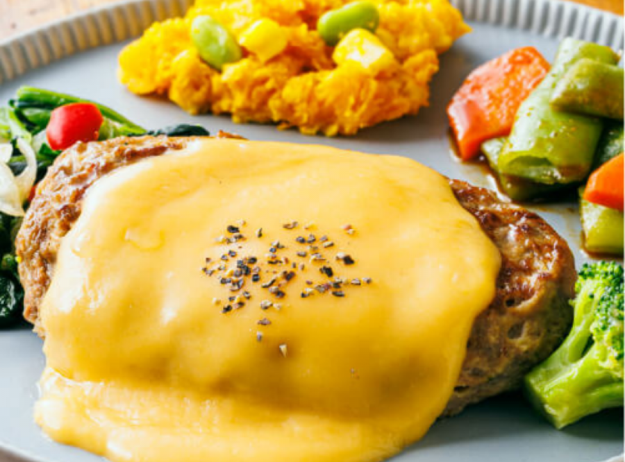 3種のチーズのカルボナーラ風 ハンバーグ