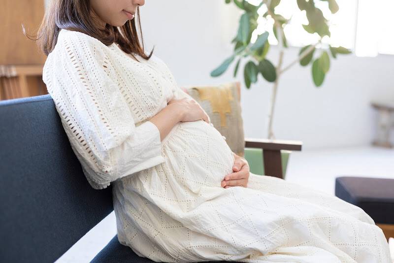 妊娠中・授乳中や皮膚アレルギーのある人はRF（ラジオ波）美顔器を避ける