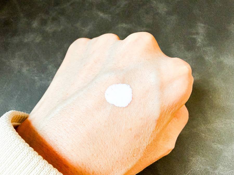 セザンヌ 皮脂テカリ防止下地 ライトブルー