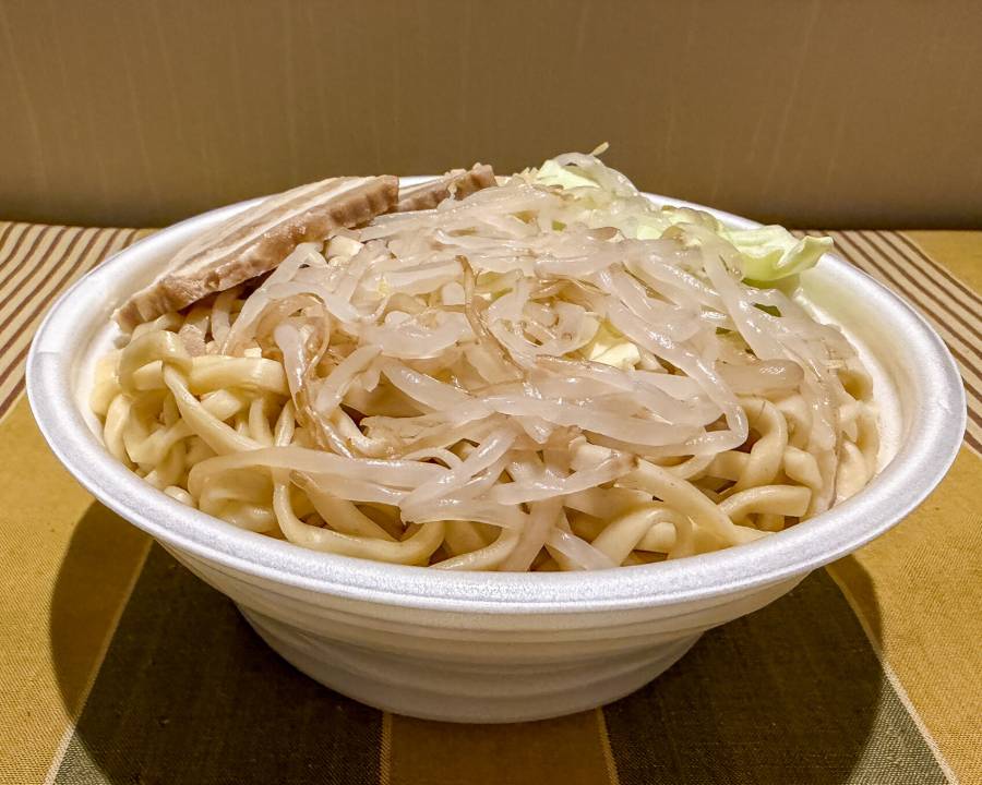ラーメン荘 歴史を刻め 監修 豚ラーメン