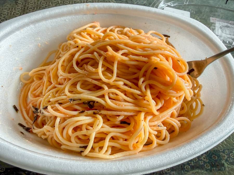 「もう二度と食べたくない」と言いながら…