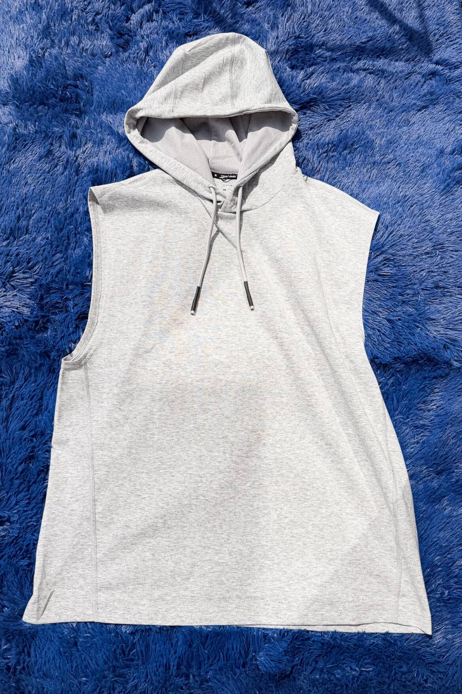 ノースリーブパーカ