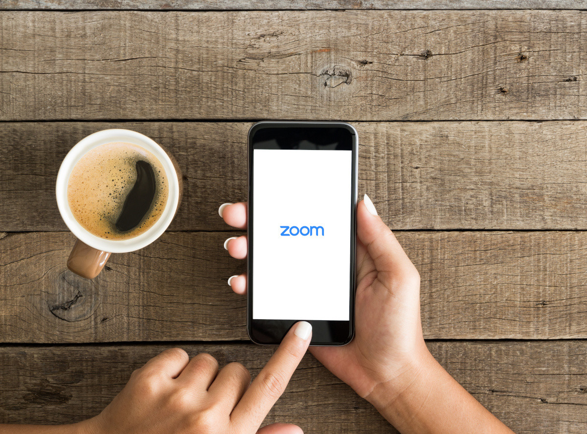 スマホ版zoomの使い方 画面共有 録画方法 通信量 音が聞こえない時の対処法 Appliv Topics
